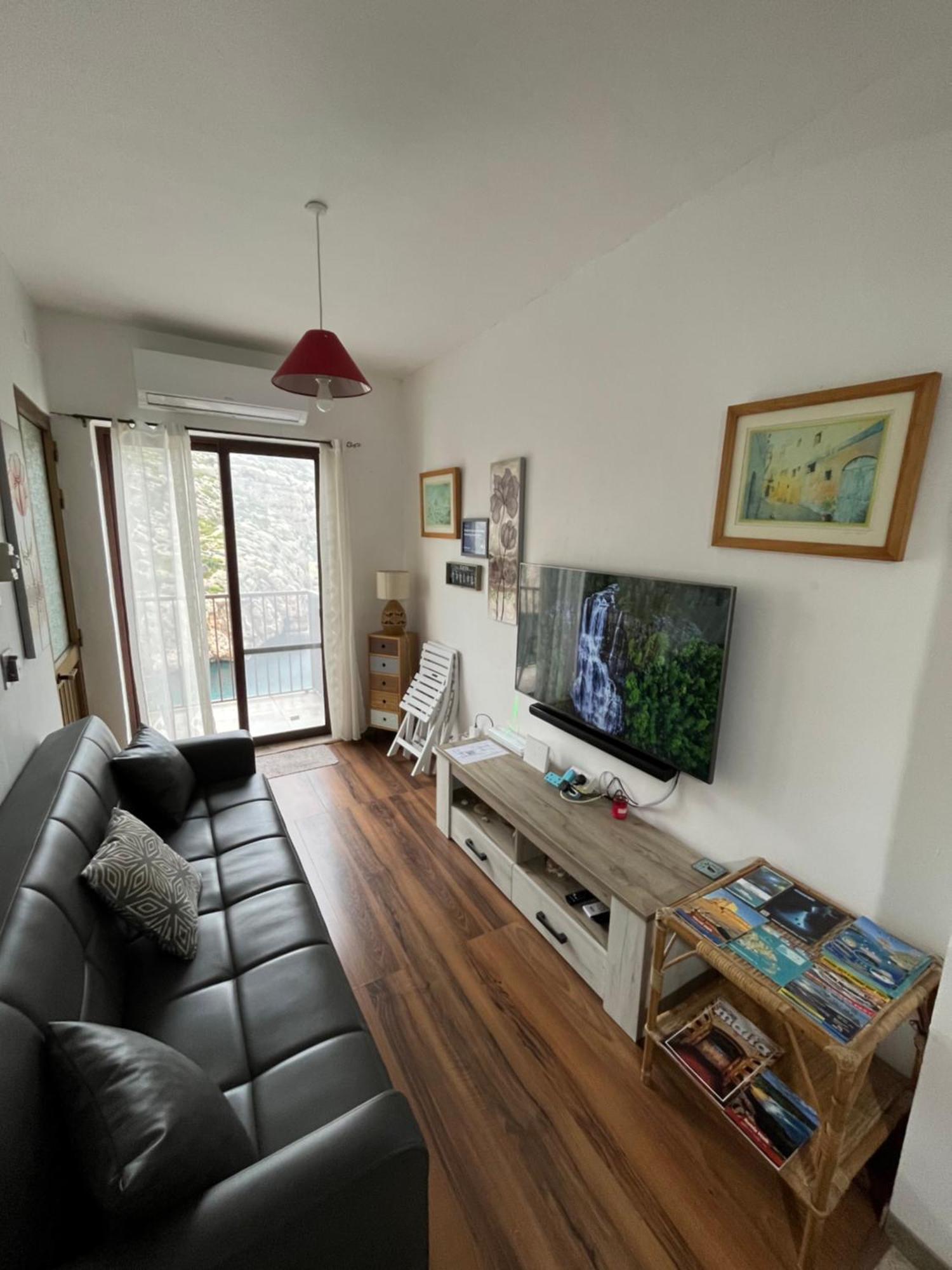 Seafront Apartment With Amazing Sunset View Xlendi Exterior foto